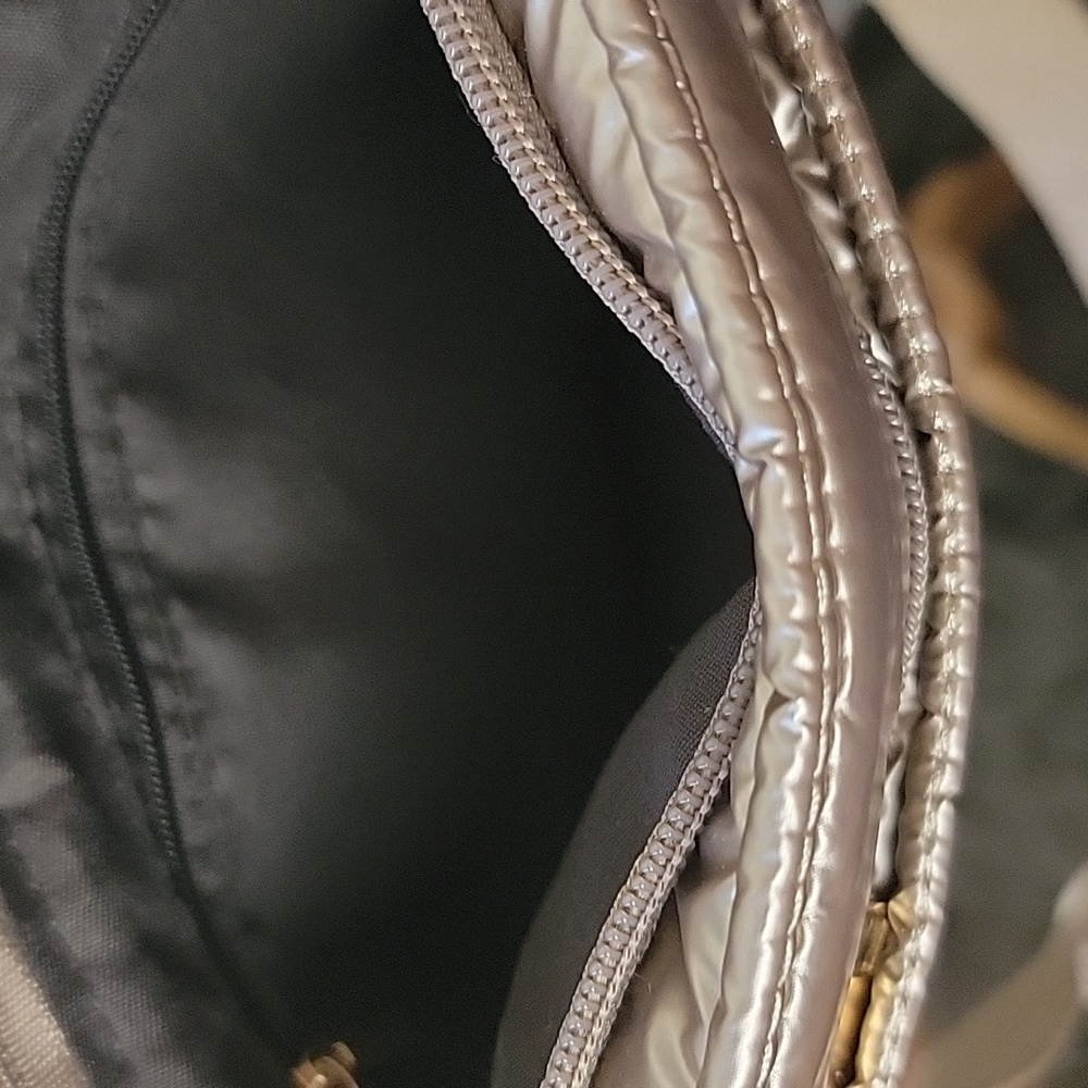 Rose Gold Gold Metallic Puffer Retro‎ Festival Convertible Adjustable Strap Bag - Picture 5 of 12